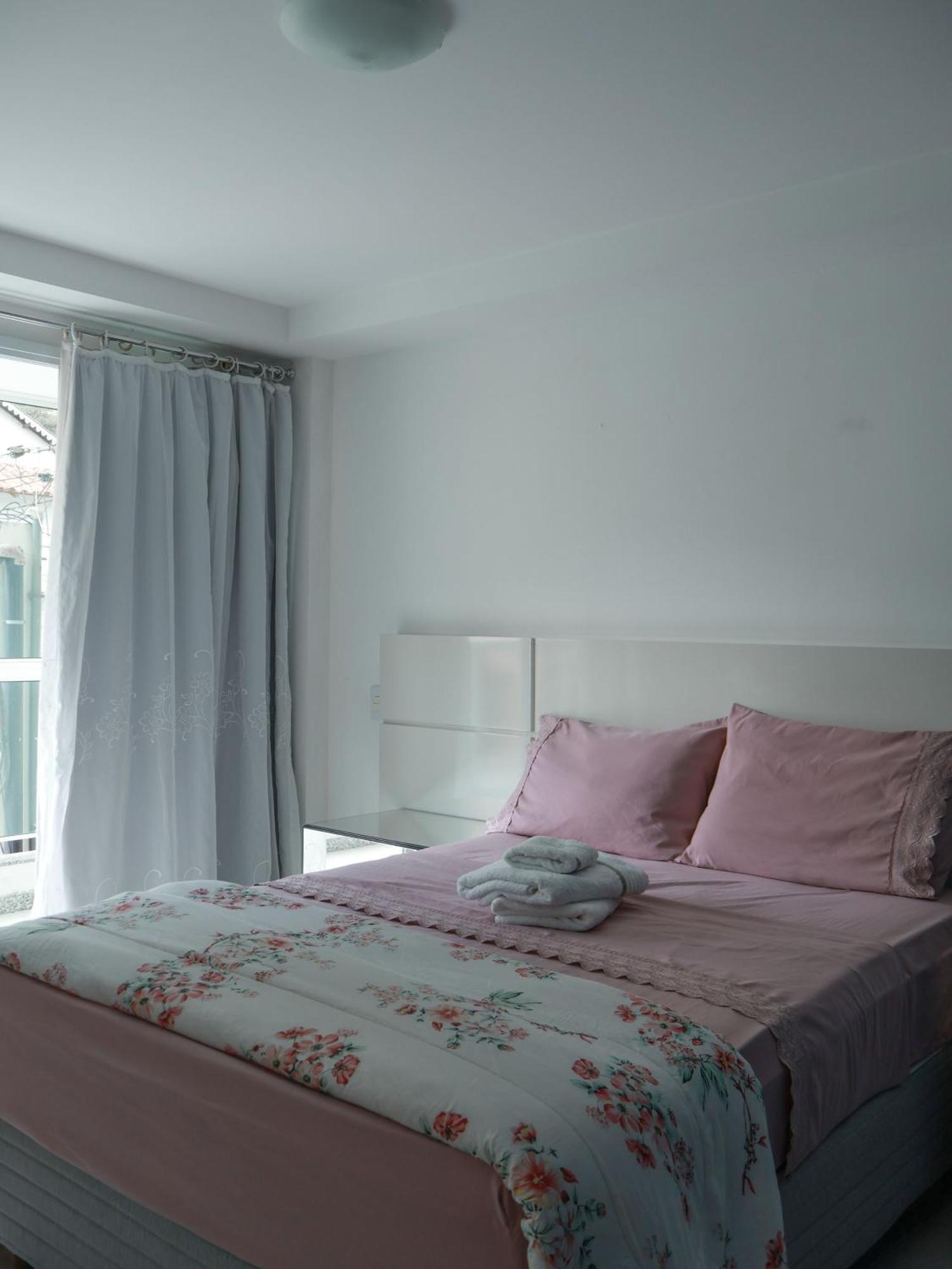 Apartamento No Centro De 多明戈斯马丁斯 外观 照片